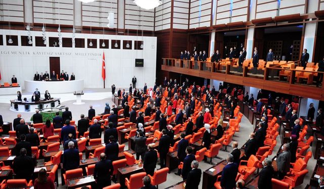 Meclis yarın olağanüstü toplanıyor: Üç parti toplantıya katılmayacak