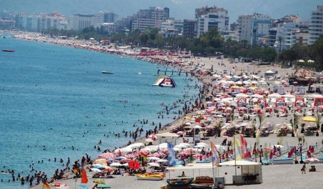 Turizm geliri ikinci çeyrekte yüzde 190,2 arttı