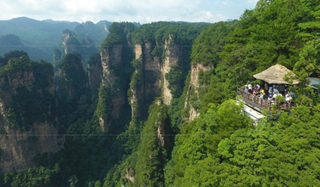 Zhangjiajie'de yaz tatilinin yaklaşmasıyla birlikte turizmi destekleyecek önlemler alındı