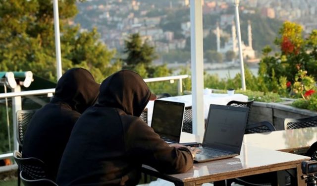 29 ülkeden 380 ekip katıldı: Aranan hacker Bakan Varank çıktı!