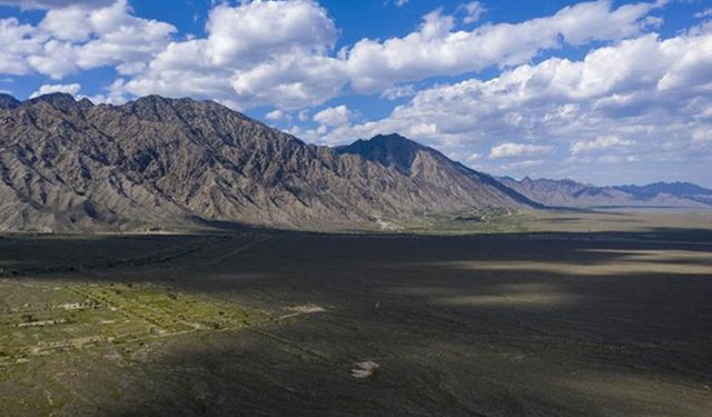 Çin'deki Helan Dağı'nın muhteşem manzarası