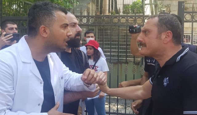 Gazetecileri tehdit eden polis amirine soruşturma