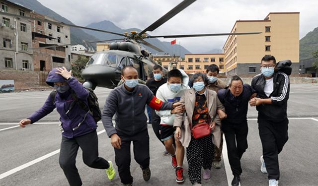 Çin'deki deprem sonrası tahliyeler devam ediyor