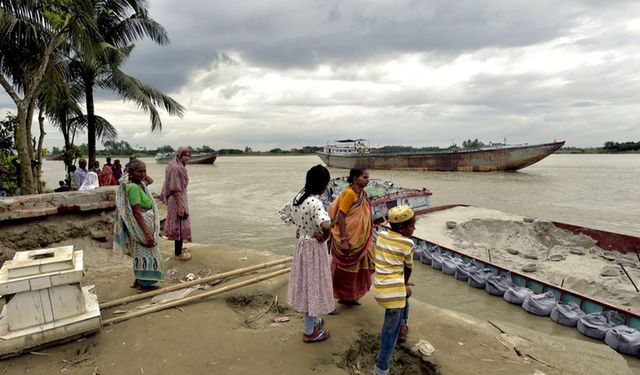 Bangladeş'te iklim değişikliği nedeniyle nehir kıyısı erozyonu şiddetlendi