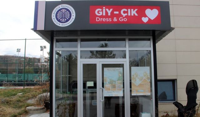 Bu mağazadaki bütün ürünler ücretsiz: 'Giy-Çık Mağaza'