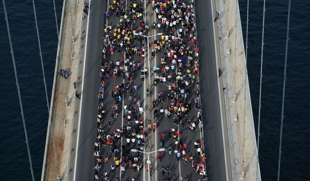 İstanbul Maratonu’nda renkli görüntüler