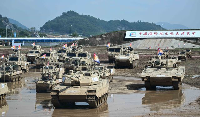 14. Airshow China'da kara destek ekipmanları sergilendi