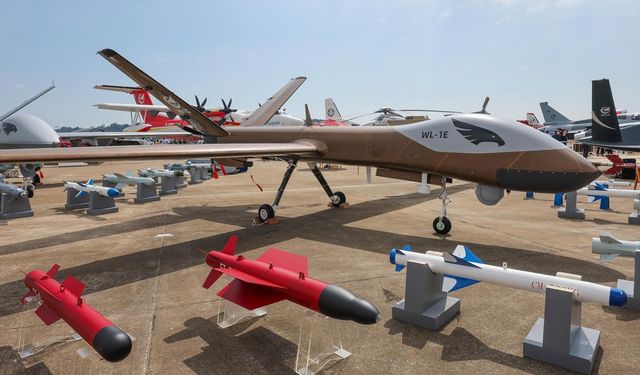 Airshow China'da sergilenen insansız hava araçları ve anti-drone sistemi