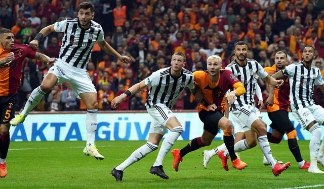 Galatasaray - Beşiktaş maçından kareler