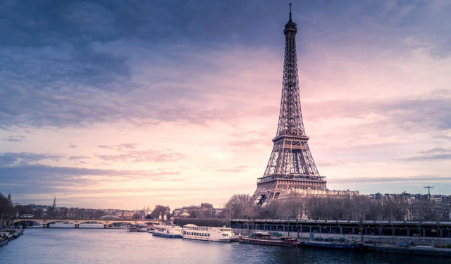 Uluslararası öğrenciler Fransız ekonomisine her sene 5 milyar euro katkıda bulunuyor