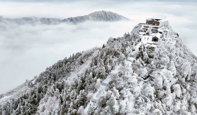 Çin'in Hengshan Dağları'ndan kar manzarası