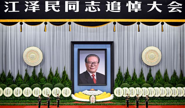 Jiang Zemin için anma toplantısı düzenlendi