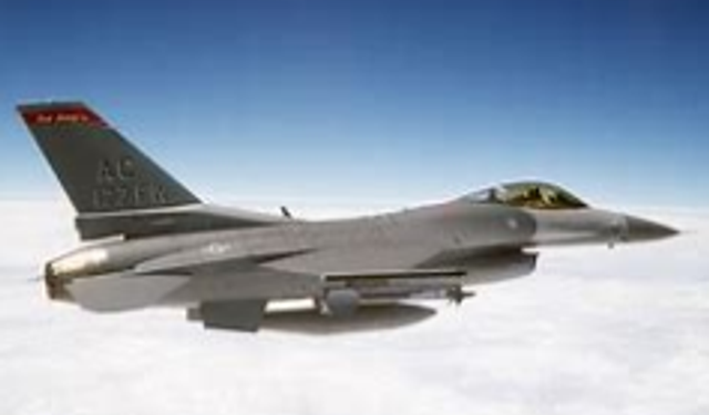 İsrailli Elbit şirketi, Polonya Hava Kuvvetleri'ne F-16 simülatörü tedarik edecek