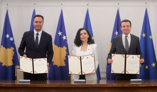 Kosova, Avrupa Birliği üyelik başvurusunu imzaladı