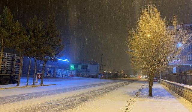 Beklenen kar sonunda geldi! Hafta boyu sürecek