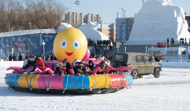 Harbin'de kış eğlencesi