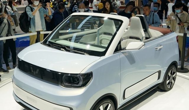 Çin'in önde gelen otomobil üreticisi SAIC-GM-Wuling 2022'de güçlü satış rakamları kaydetti