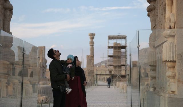 İran'daki Persepolis kalıntılarına bir bakış