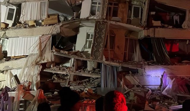 Kahramanmaraş’ta 7,4'lük deprem 10 ili vurdu