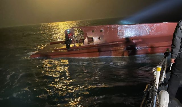 Güney Kore'de balıkçı teknesi alabora oldu: 9 kişi kayıp