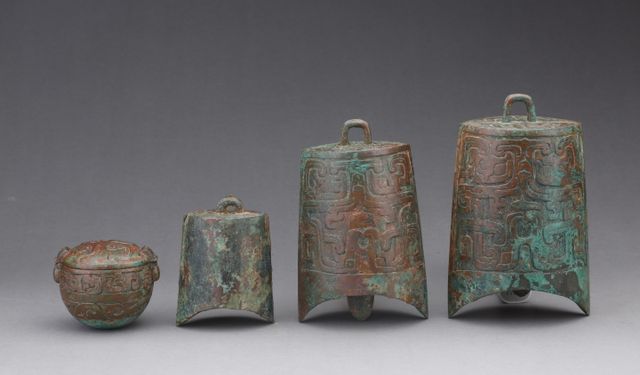 Çin'deki 3000 yıllık antik kentte onlarca bronz eşya bulundu