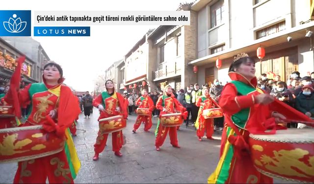 Video: Çin'deki antik tapınakta geçit töreni renkli görüntülere sahne oldu