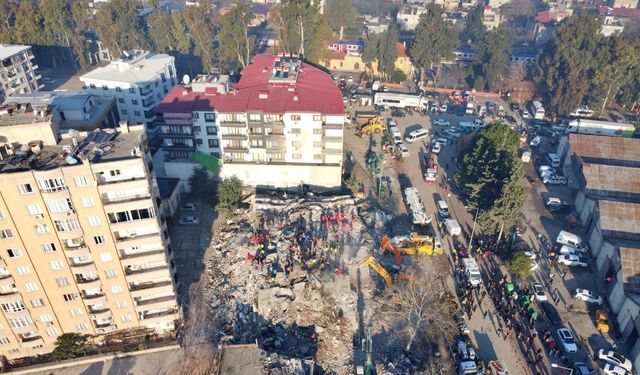 Adıyaman'da yıkılan çok sayıda binanın müteahhidi yakalandı