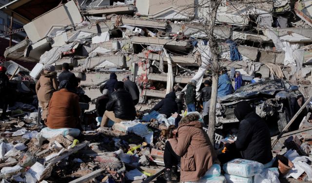 Deprem bölgesindekilere salgın hastalık uyarısı: 1 doz tetanos aşısı yaptırmaları gerek