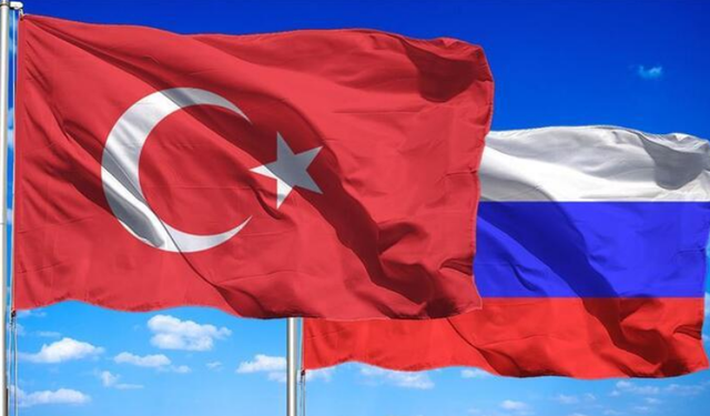 100'ü aşkın Rus kurtarma görevlisi Türkiye'ye vardı