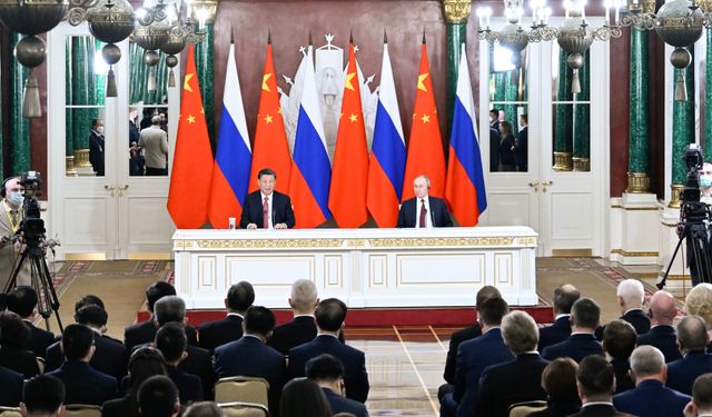 Xi ve Putin'in ortak basın toplantısında öne çıkan detaylar