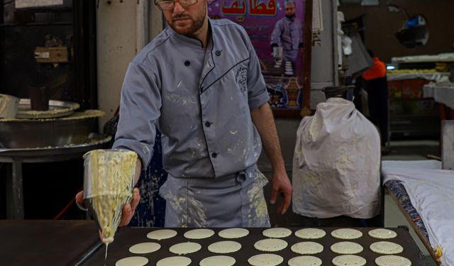 Filistin'in geleneksel tatlıları iftar sofralarını süslüyor