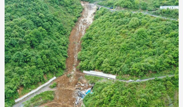 Çin'deki heyelan felaketinde ölü sayısı 19'a yükseldi