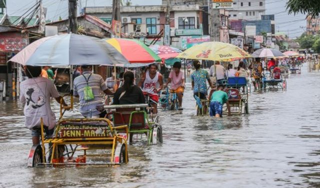 Filipinler'de Doksuri Tayfunu nedeniyle 13 kişi öldü