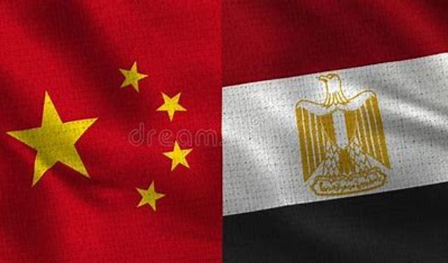 Çin Cumhurbaşkanı Xi, yeniden Mısır Cumhurbaşkanı seçilen Sisi'yi kutladı