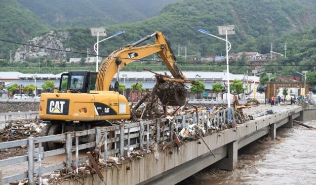 Beijing'de şiddetli yağış ve fırtınalarda 33 kişi hayatını kaybetti