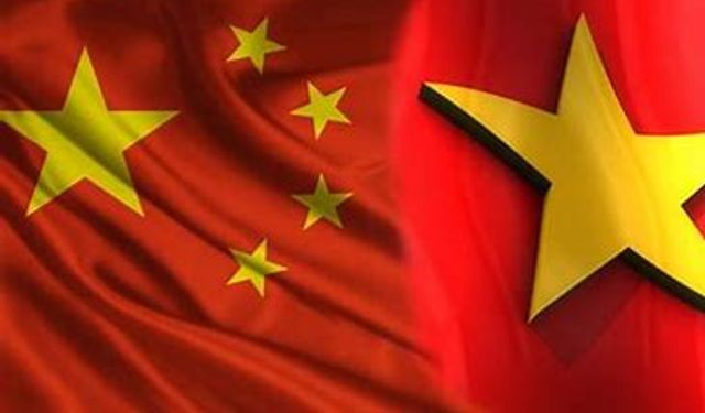 Xi: Çin ve Vietnam, Asya-Pasifik'i karıştıracak girişimlere karşı tetikte olmalı