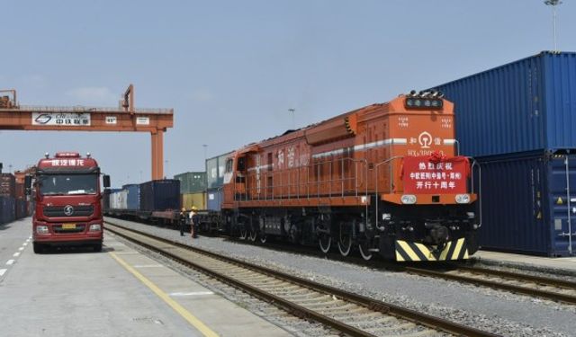 Çin'in Henan eyaletinin dış ticareti Ocak-Temmuz döneminde 440 milyar yuanı aştı