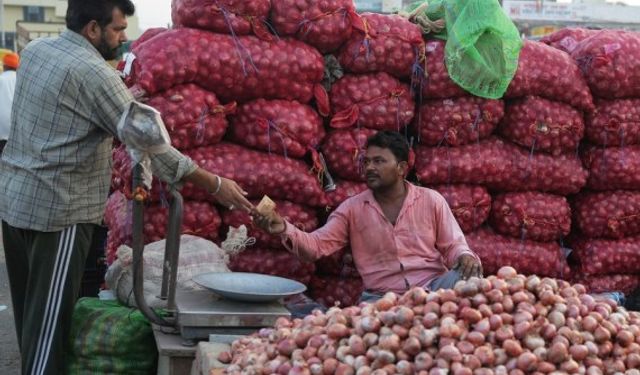 Hindistan hükümeti soğan ihracatı yasağını uzattı