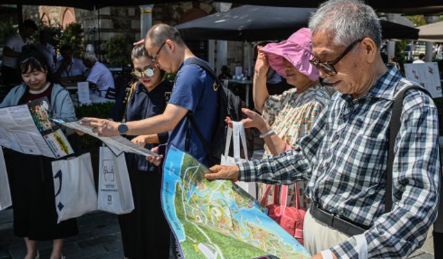 İstanbul pandemi sonrası ilk Çinli turist kafilesini ağırlıyor