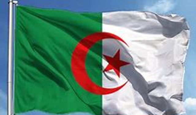 Cezayirli, İtalyan ve Norveçli şirketler Cezayir çölünde hidrokarbon arama anlaşması yaptı