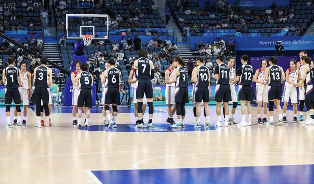 19. Asya Oyunları'nda Güney Kore ile Kuzey Kore kadın basketbol takımları karşılaştı