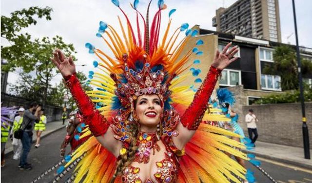 İngiltere'nin başkenti Londra'da Notting Hill Karnavalı düzenlendi