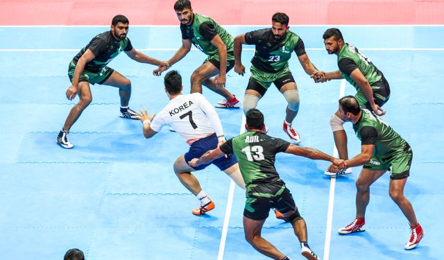 19. Asya Oyunları'nda Güney Kore ve Pakistan kabaddi takımları kıyasıya yarıştı