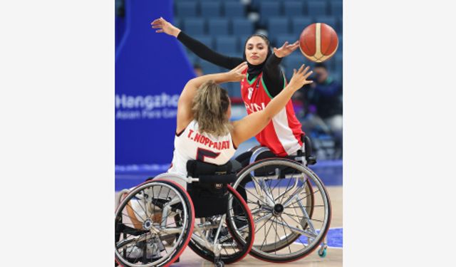 4. Asya Paralimpik Oyunları kadınlar tekerlekli sandalye basketbolunda İran ile Tayland yarıştı