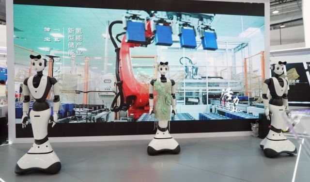 Beijing'de insansı robot inovasyon merkezi kuruldu