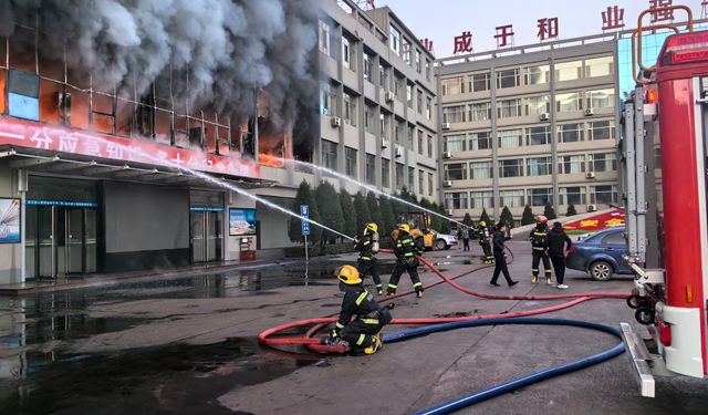 Çin'de kömür madeni şirketinde yangın: 26 ölü