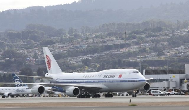 Xi, Biden ile görüşmek ve APEC toplantısına katılmak üzere San Francisco'ya gitti