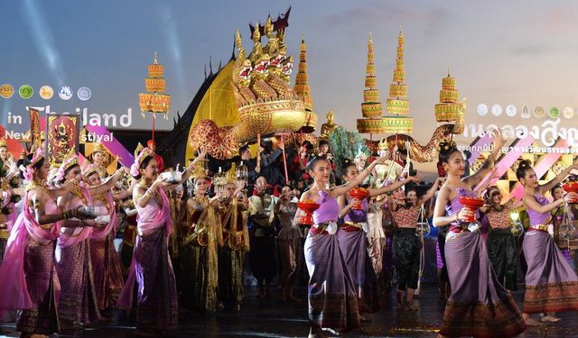 Tayland'ın geleneksel Songkran festivali UNESCO kültürel miras listesine alındı