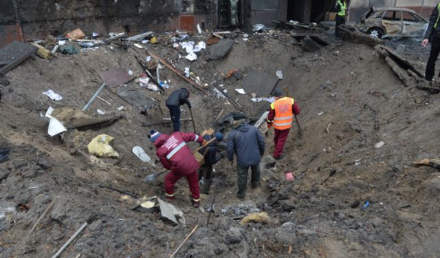 Ukrayna'nın başkenti Kiev'e hava saldırısı