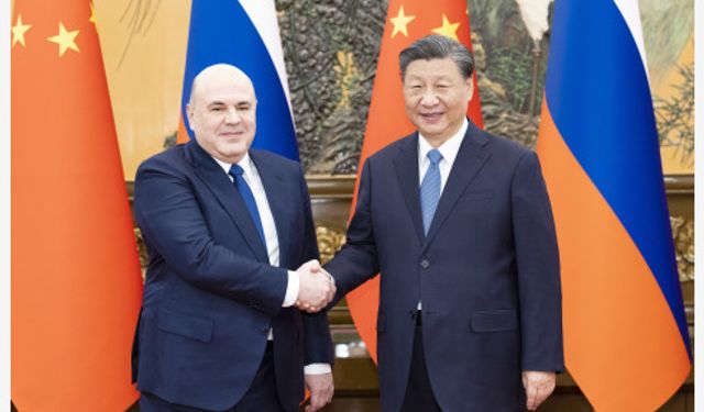 Xi, Rusya Başbakanı Mişustin ile görüştü